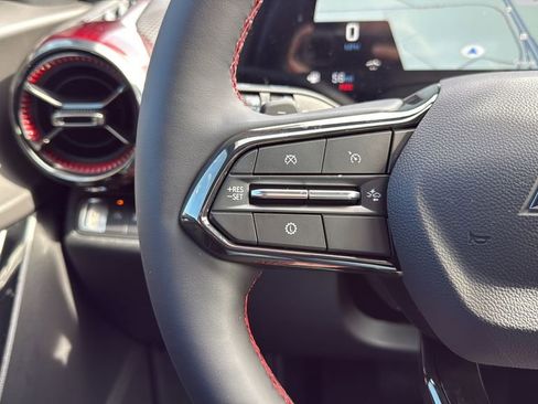 New 2026 Chevrolet Equinox RS w/ LPO, Floor Liner Package image 31