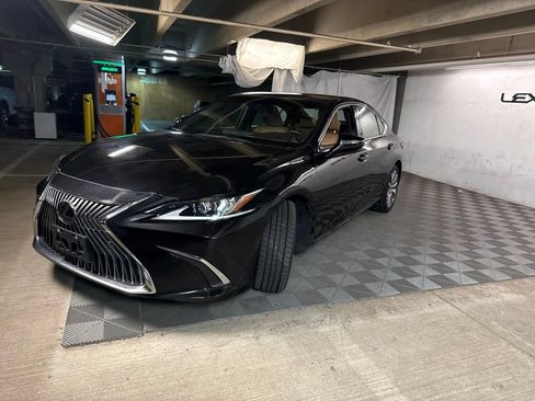 Used 2019 Lexus ES 350 FWD image 3