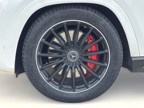 Certified 2022 Mercedes-Benz GLS 63 AMG 4MATIC image 11