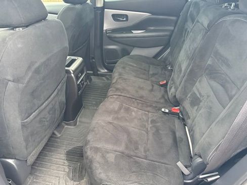 Used 2019 Nissan Murano SV w/ Premium Package image 31