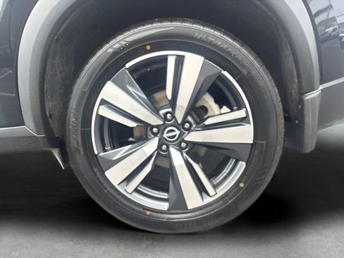 Used 2023 Nissan Rogue SL AWD/4WD image 31