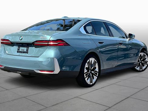 Certified 2025 BMW 530i image 13