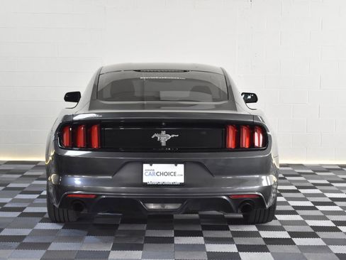 Used 2017 Ford Mustang Coupe image 4
