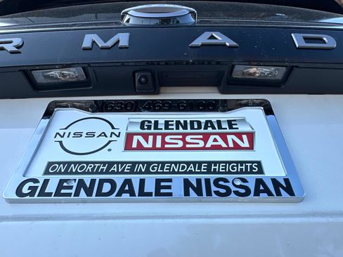 New 2026 Nissan Armada SL w/ Captain's Chari Seat Package image 16