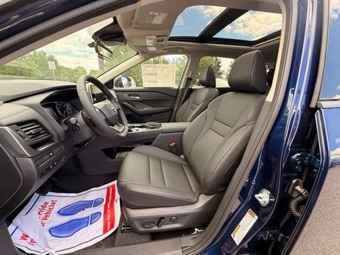 New 2026 Nissan Rogue Dark Armor AWD/4WD image 13