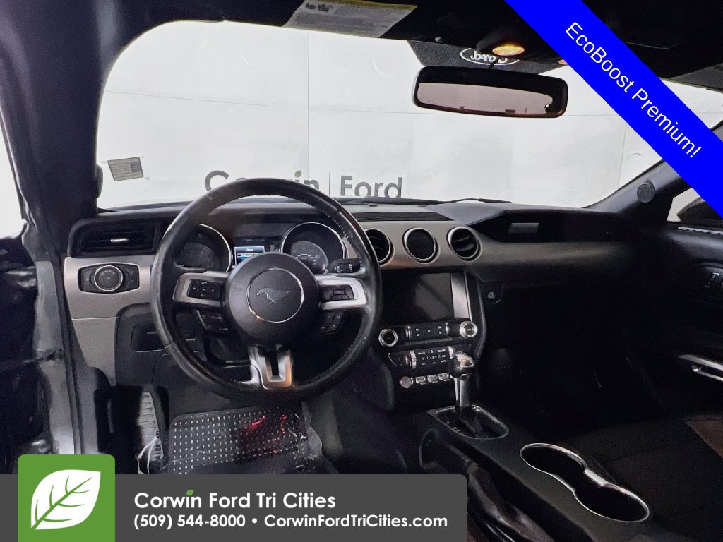 Used 2018 Ford Mustang Premium RWD image 6