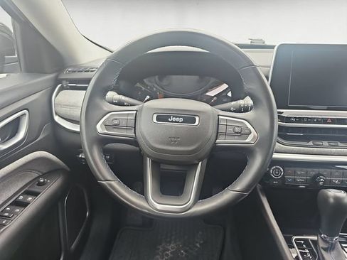 Used 2022 Jeep Compass Latitude w/ Convenience Group AWD/4WD image 12