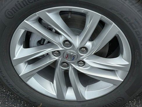 New 2025 Buick Envista Sport Touring w/ Convenience I Package FWD image 12