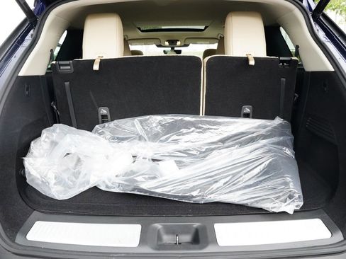 Used 2023 INFINITI QX60 Luxe w/ Performance Audio Package FWD image 19