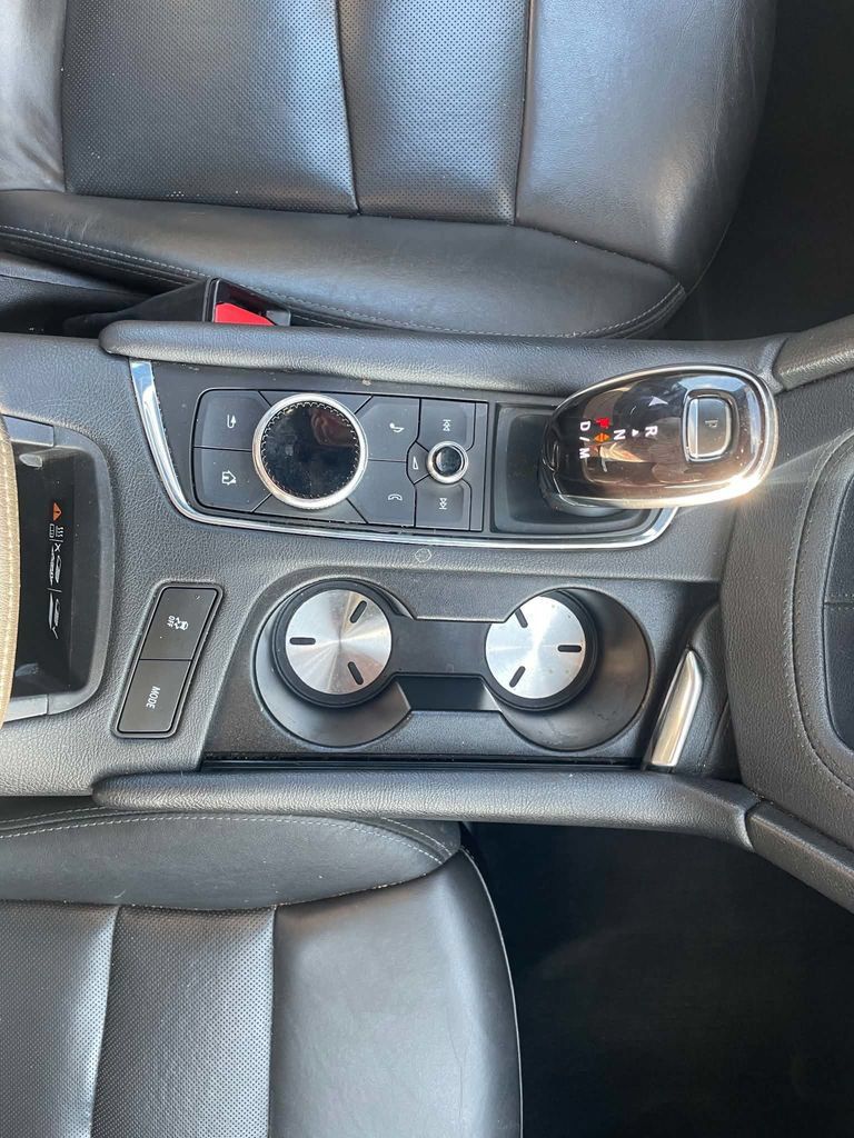 Used 2022 Cadillac XT5 Premium Luxury FWD image 20