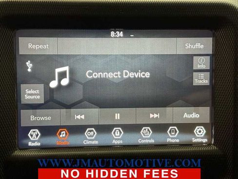 Used 2019 Jeep Wrangler Unlimited Sahara w/ Cold Weather Group image 23