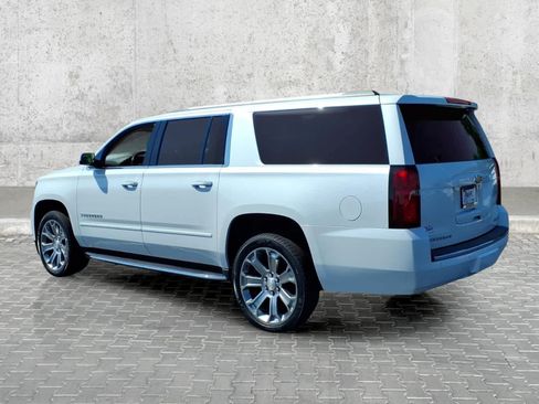 Used 2019 Chevrolet Suburban Premier AWD/4WD image 11