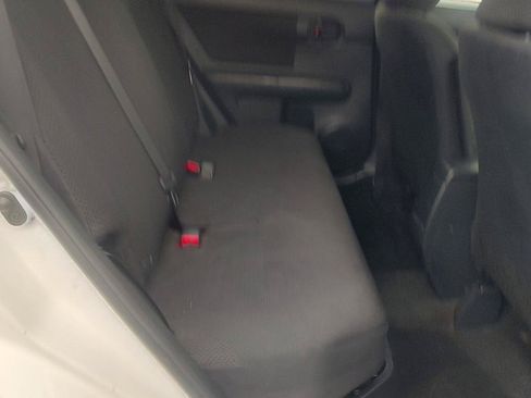 Used 2010 Scion xB FWD image 21