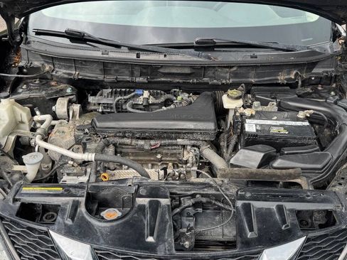 Used 2016 Nissan Rogue SV w/ SV Premium Package image 18