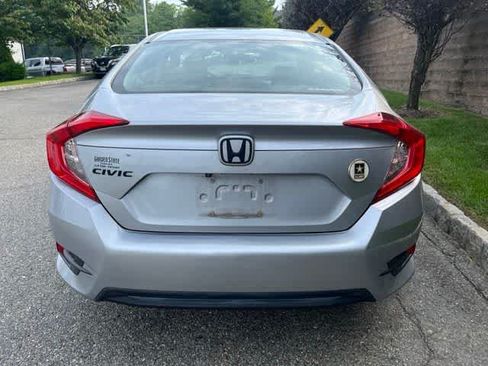 Used 2019 Honda Civic LX image 5