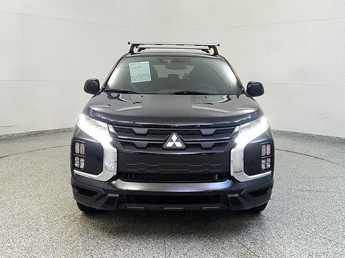 Used 2025 Mitsubishi Outlander Sport ES AWD/4WD image 2