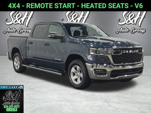 Used 2025 RAM 1500 Big Horn AWD/4WD image 1