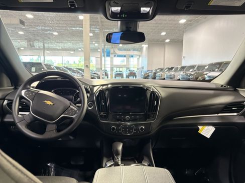 Used 2023 Chevrolet Traverse LT AWD/4WD image 21