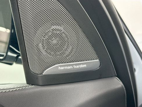 New 2026 BMW X5 xDrive40i w/ M Sport Package image 18