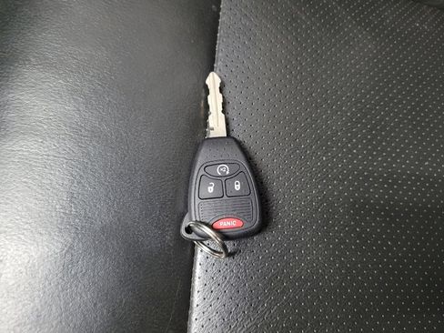 Used 2016 Jeep Compass High Altitude AWD/4WD image 32