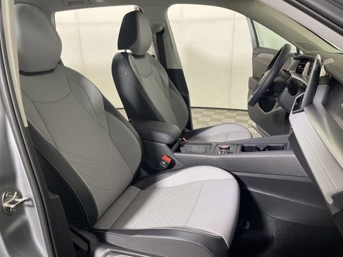 New 2026 Volkswagen Tiguan SE AWD/4WD image 21