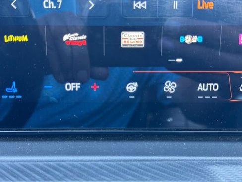 Used 2025 Ford Mustang Premium RWD image 29