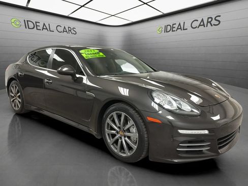 Used 2015 Porsche Panamera 4S w/ Premium Package Plus AWD/4WD image 3