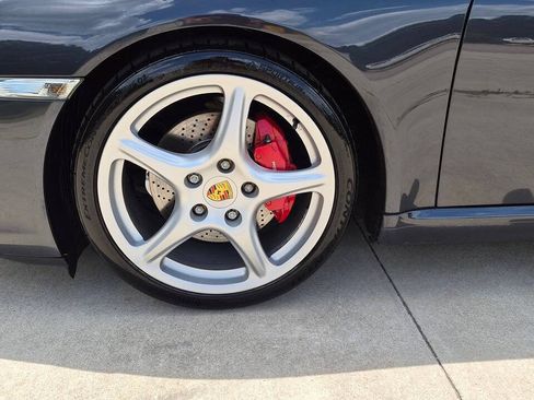 Used 2006 Porsche 911 Carrera S RWD image 16