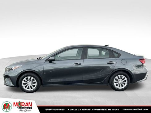 Used 2024 Kia Forte LX FWD image 2