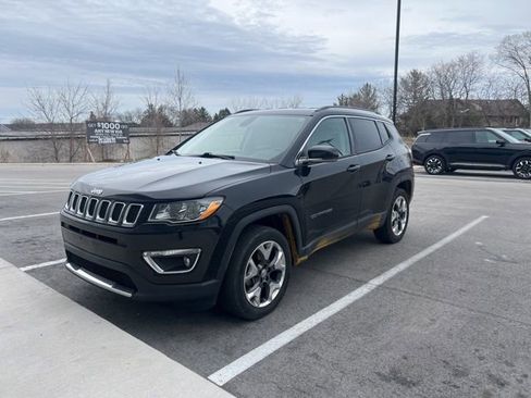 Used 2018 Jeep Compass Limited w/ Navigation Group image 1