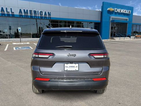 Used 2025 Jeep Grand Cherokee L Limited w/ Black Appearance Package RWD image 7