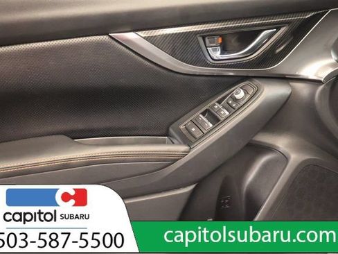 Used 2019 Subaru Crosstrek 2.0i Limited w/ Moonroof Package w/Navigation AWD/4WD image 11