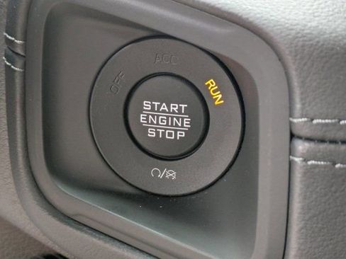 New 2025 Jeep Wrangler Unlimited Sahara AWD/4WD image 23