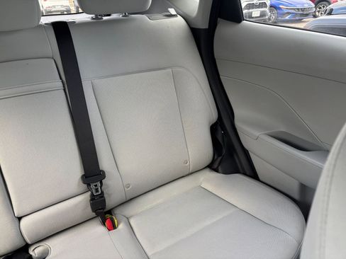Used 2025 Hyundai Kona SEL image 33