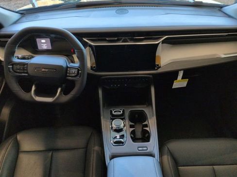 New 2026 Jeep Cherokee Limited image 14