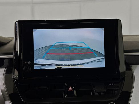 Used 2024 Toyota Corolla SE FWD image 25