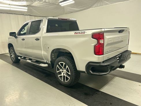 Used 2019 Chevrolet Silverado 1500 Custom Trail Boss w/ Custom Convenience Package image 6