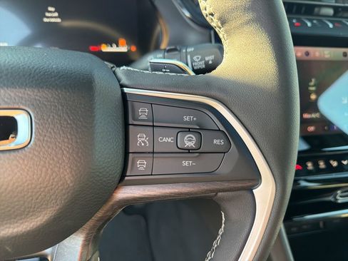 New 2026 Jeep Grand Cherokee Limited w/ Limited Altitude Package RWD image 50