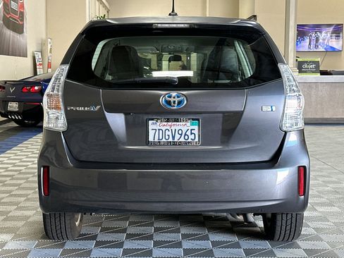 Used 2014 Toyota Prius V Three FWD image 5