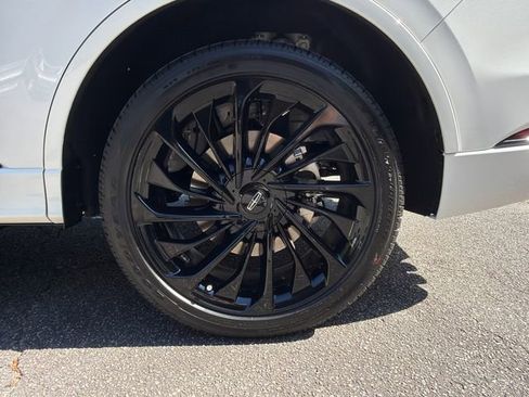 New 2026 Lincoln Aviator Reserve image 21