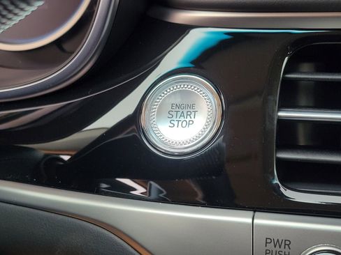 New 2026 Genesis G70 2.5T image 26