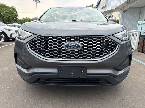 Used 2023 Ford Edge SE AWD/4WD image 2