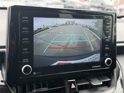 Certified 2022 Toyota Corolla Cross LE image 17