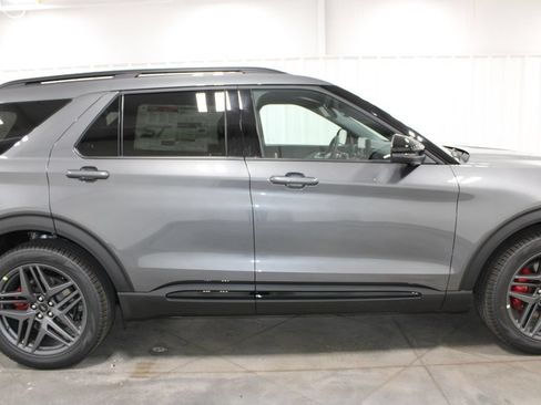 New 2026 Ford Explorer ST w/ Sun And Sound Package AWD/4WD image 10