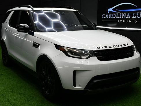 Used 2018 Land Rover Discovery HSE AWD/4WD image 5