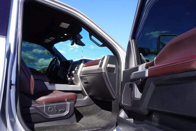 Used 2017 Ford F250 Platinum w/ Platinum Ultimate Package AWD/4WD image 23