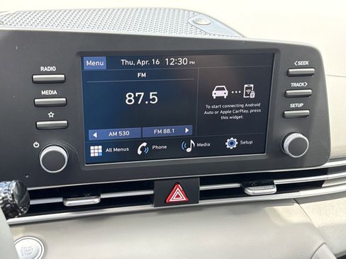 New 2026 Hyundai Elantra SEL Sport FWD image 22