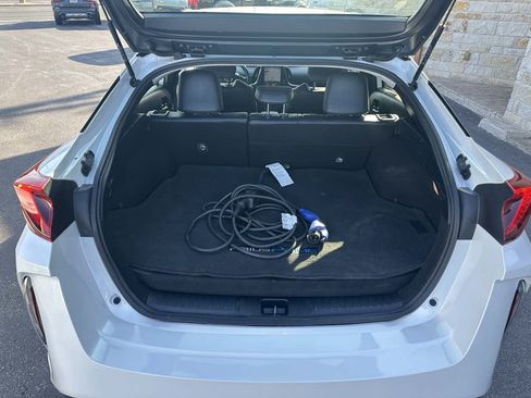 Used 2021 Toyota Prius Prime XLE w/ Carpet Mat Package (TMS) FWD image 8