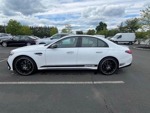 Used 2025 Mercedes-Benz E 53 AMG e 4MATIC Sedan image 4