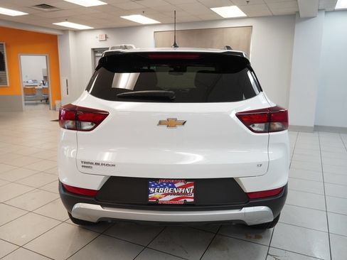 Used 2023 Chevrolet TrailBlazer LT w/ Convenience Package AWD/4WD image 8